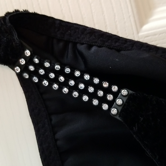 🖤VICTORIA SECRET VINTAGE BLACK VELVET MATCHING BRA & PANTIES 💜 - Picture 7 of 10